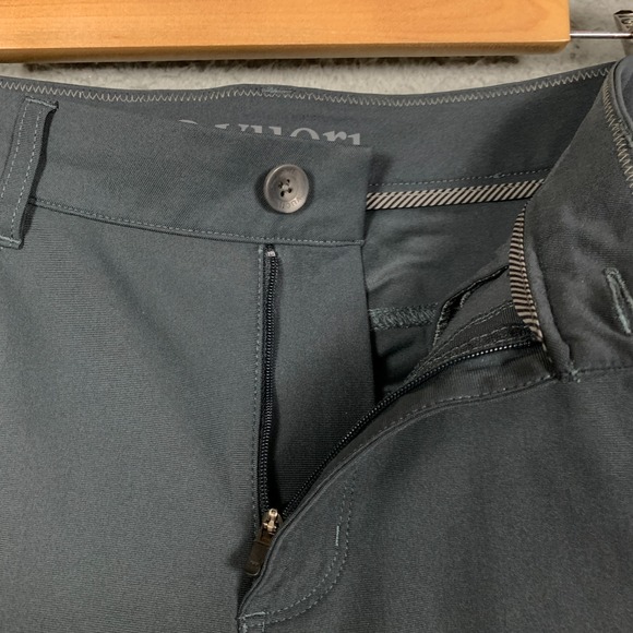 Vuori Meta Pant Mens Actual 33x31 Charcoal Performance Tapered Athletic Slim Fit - Picture 4 of 9